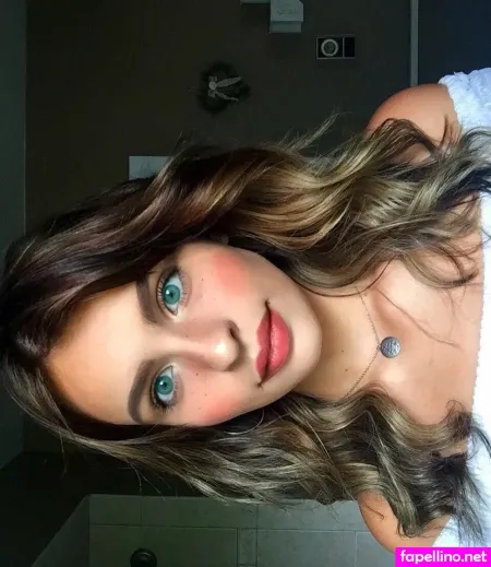 Avylynnet OnlyFans Thumbnail #Q0iATTDngz