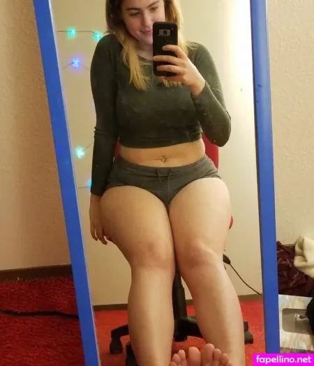 Awesomekate 1 OnlyFans Thumbnail #1pp2xuzFLk