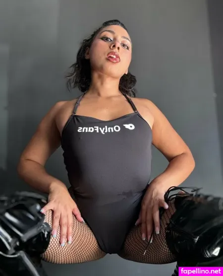 Awildnikkita OnlyFans Thumbnail #zjKM5xWz7b
