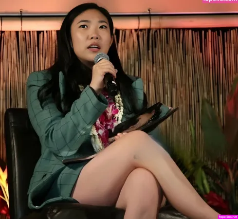 Awkwafina OnlyFans Thumbnail #JNMV3TdEZD