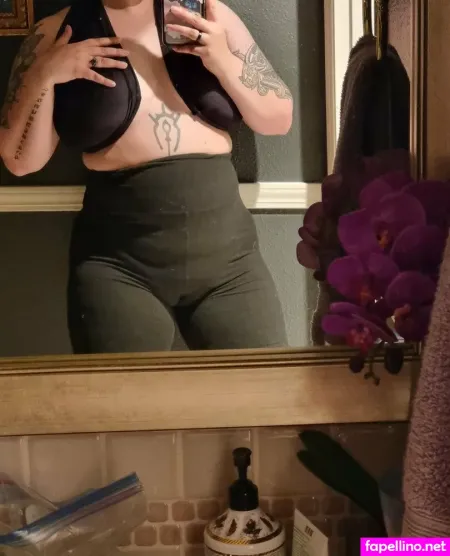 Axarite OnlyFans Thumbnail #4JGzWs1yam