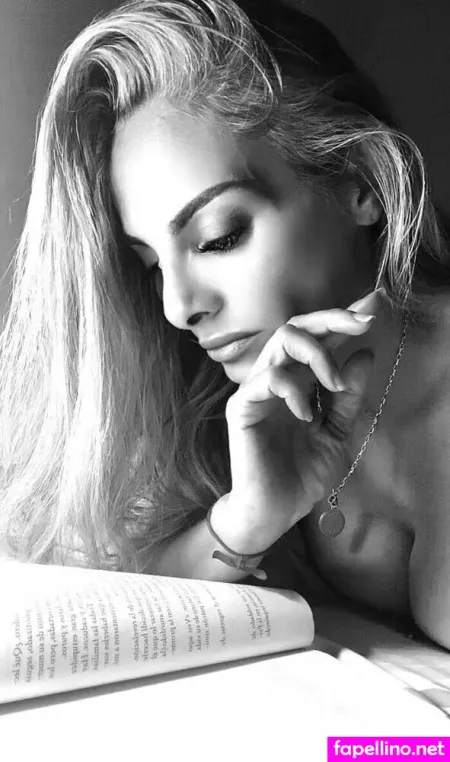 Axcarolina OnlyFans Thumbnail #45WHHaTCpw