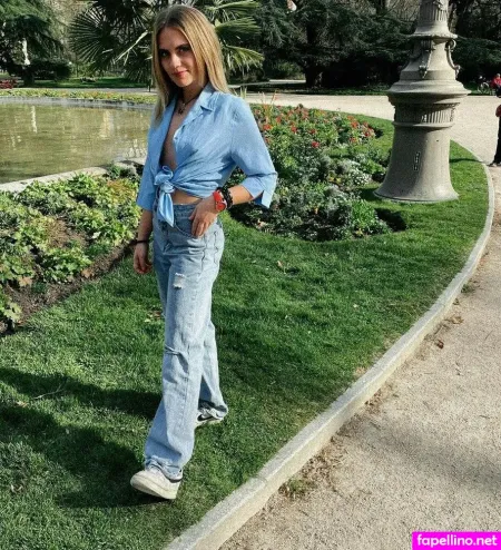 Axelle Maga OnlyFans Thumbnail #JM64LBwyX5