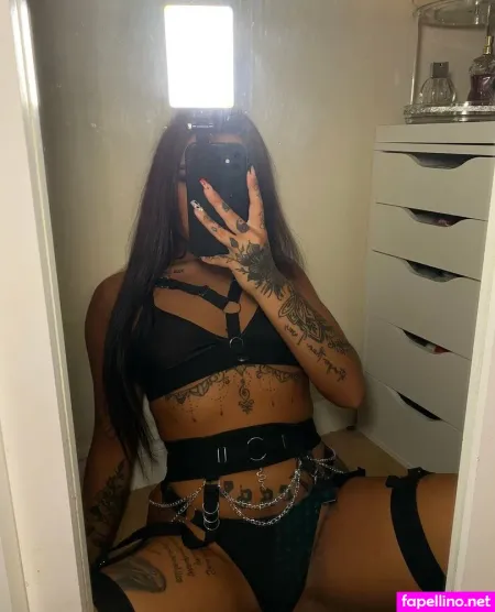 Axh X OnlyFans Thumbnail #ofPnSly92R