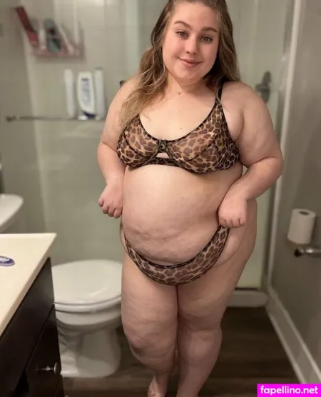 Axhleyjxde OnlyFans Thumbnail #vCYrpJ9RWv