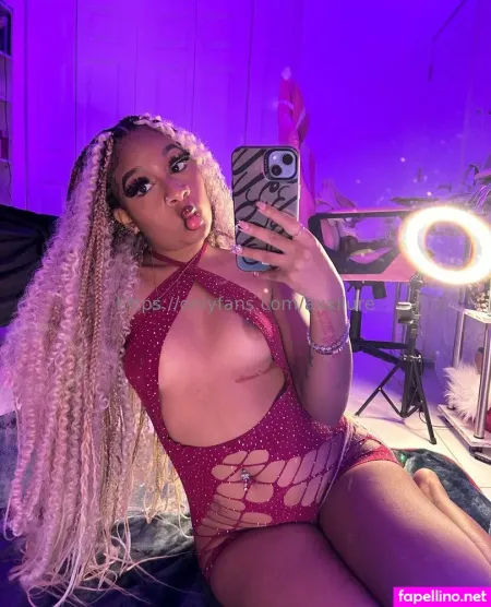 Axxllure OnlyFans Thumbnail #ofiqE62lKO