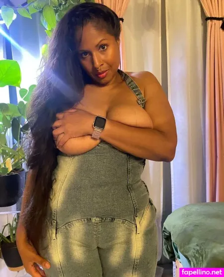 Ayanna Dookie OnlyFans Thumbnail #D2VpeBVpnb