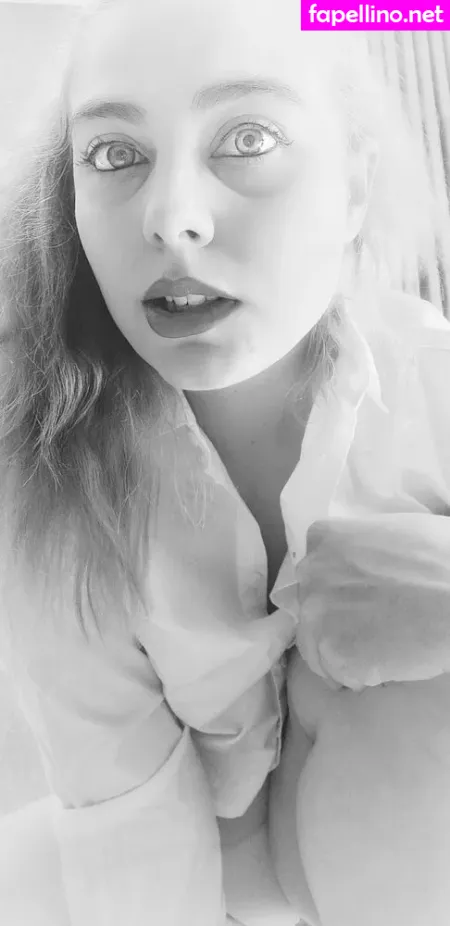 Ayaqueenil OnlyFans Thumbnail #e1squFKjfC