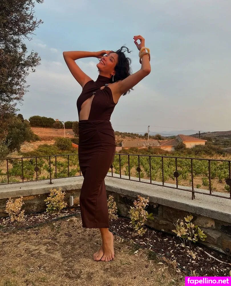 aybukepusat Nude Leaked OnlyFans Photo #KKec8W9w11