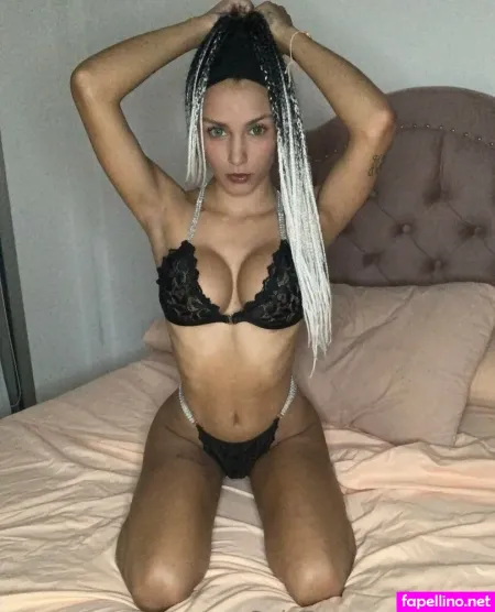 Ayeelenmicaa OnlyFans Thumbnail #4qfMUie5CN