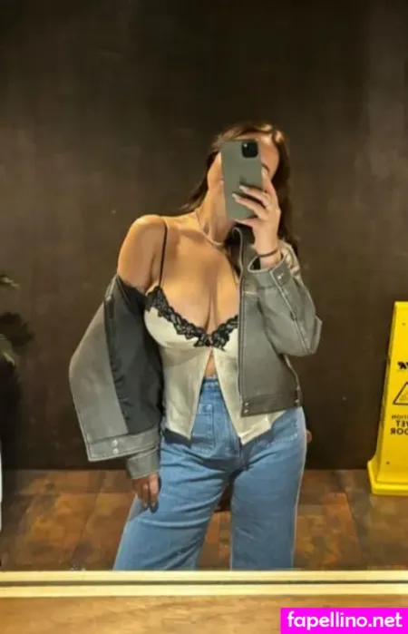 Ayejayyy Main Profile Photo