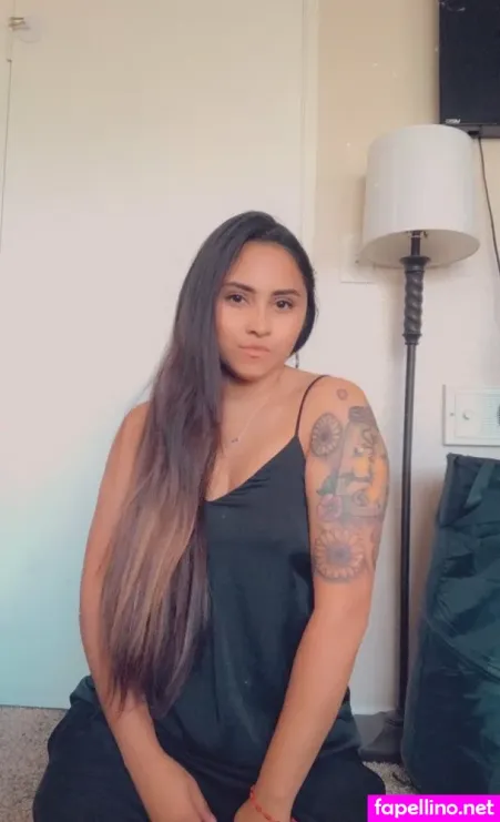 Ayepearl OnlyFans Thumbnail #t0b3B3poB8