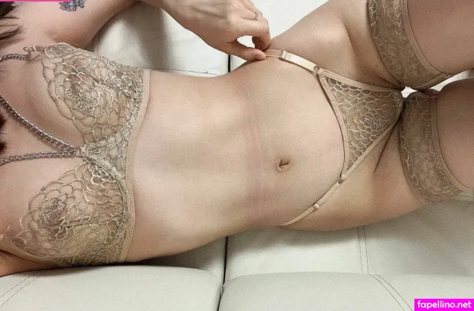 Ayerie OnlyFans Thumbnail #R4pxkBaZEd