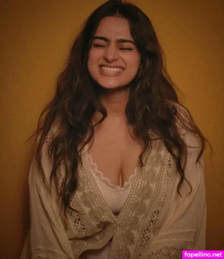 Ayesha Khan OnlyFans Thumbnail #1MuIp8NFY0