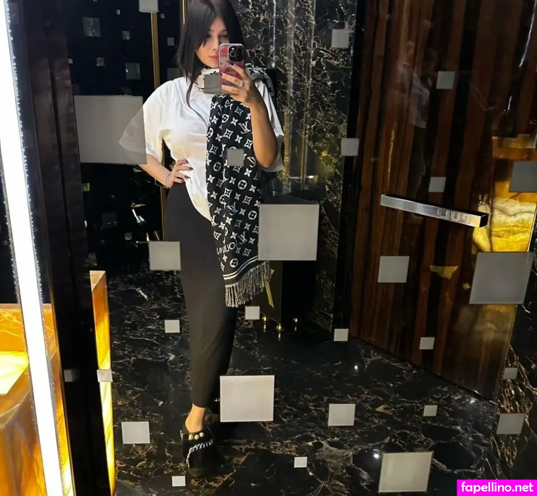 Ayesha Takia, ayeshatakia Nude Leaked OnlyFans Photo #D6dphmUmsK