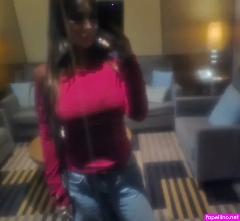 Ayesha Takia OnlyFans Thumbnail #u9gayt3AK2