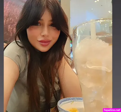 Ayesha Takia OnlyFans Thumbnail #yrbJZoXGui