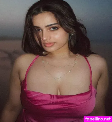 Ayeshakhan OnlyFans Thumbnail #oMySPUqXQf