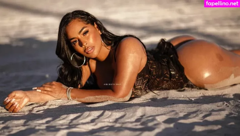 Ayisha Diaz OnlyFans Thumbnail #M5O9eV1AQ7