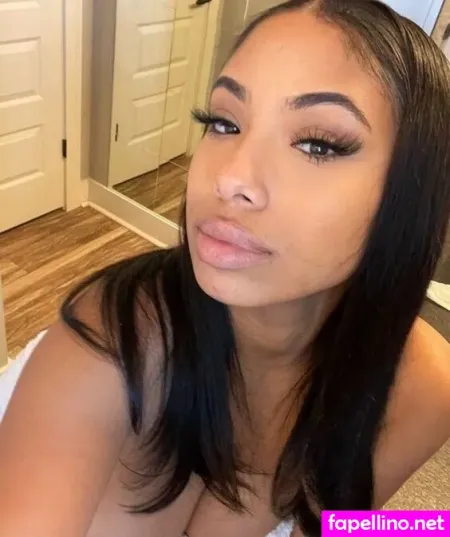 Ayisha Mia OnlyFans Thumbnail #2TkfHAG7y6
