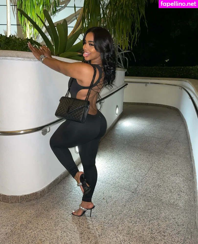 ayishadiazfeet Nude Leaked OnlyFans Photo #5Tcsme02YC