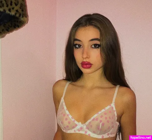 Ayla D Lyla OnlyFans Thumbnail #S8X3cD7fk2