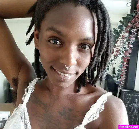 Aylaexposed Main Profile Photo