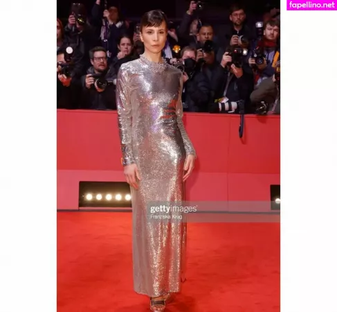 Aylin Tezel OnlyFans Thumbnail #102rh01wcd