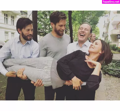 Aylin Tezel OnlyFans Thumbnail #5yeB6HxLR0