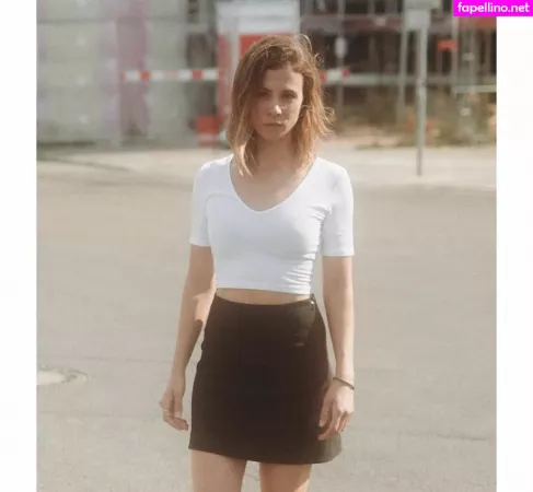 Aylin Tezel OnlyFans Thumbnail #ZNTy55Xlzc