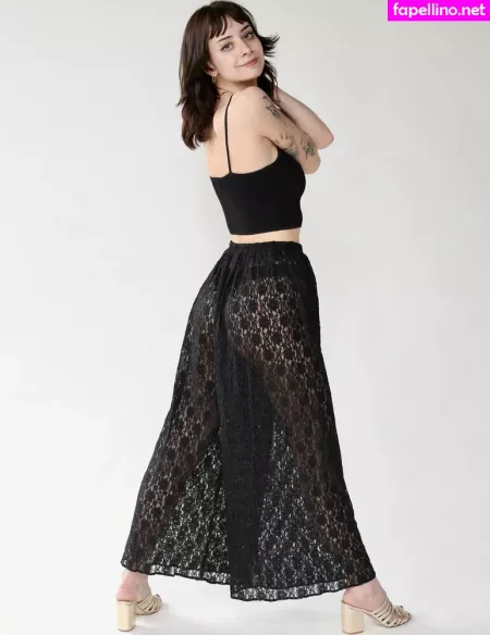 Aynsleigh Escher OnlyFans Thumbnail #5T5PAuX2tf