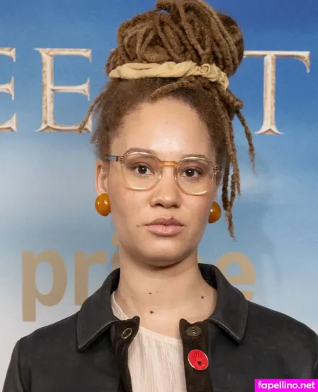 Ayoola Smart OnlyFans Thumbnail #0rSdOkTDLP