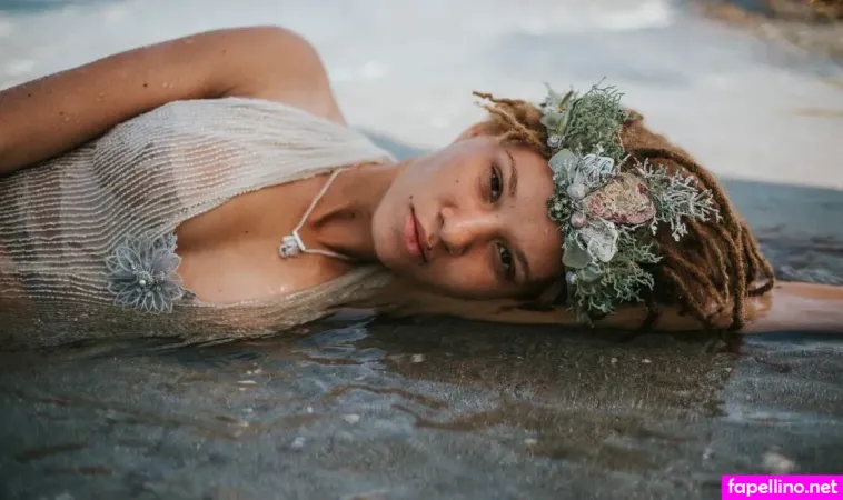 Ayoola Smart OnlyFans Thumbnail #HxXohbaIEw