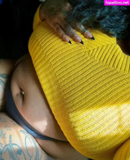 Ayosqueak OnlyFans Thumbnail #g528XR6lht