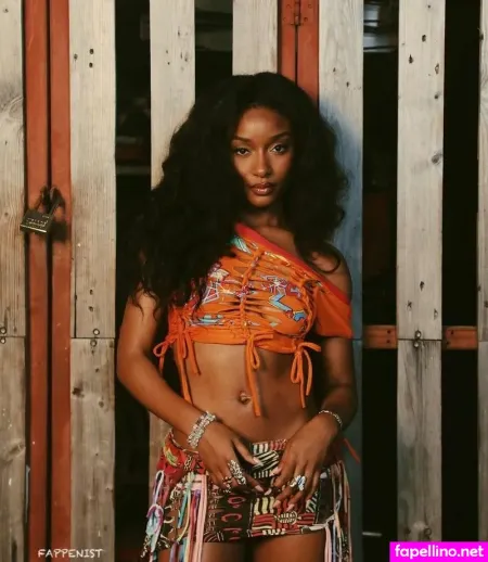 Ayra Starr OnlyFans Thumbnail #pP7hfzGCkV