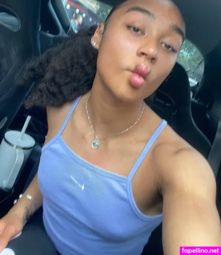 Ayriana Young OnlyFans Thumbnail #pY8ExNyC1W