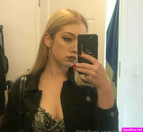 Ayris Simp OnlyFans Thumbnail #m8j9SSH1Kb