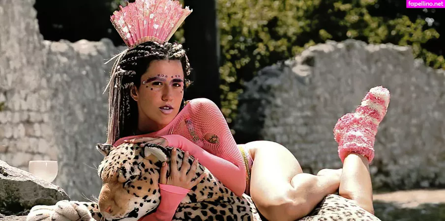 Aysegul Akyuz OnlyFans Thumbnail #QDKgcxCnPC