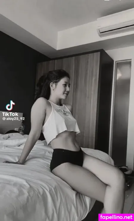 Ayu Lestari OnlyFans Thumbnail #aaK2T4Fs6N