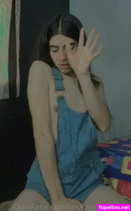 Azaharatienevara OnlyFans Thumbnail #1tOij4QrT8