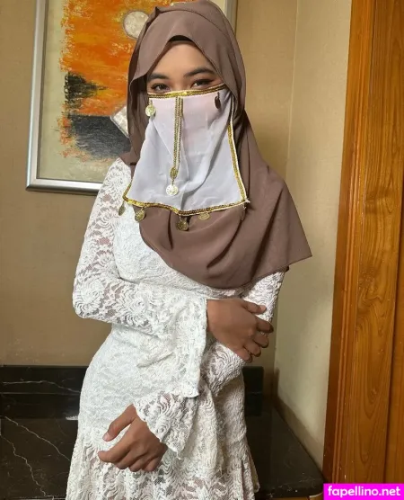 Azaleahijabi OnlyFans Thumbnail #2lvLT4Y9Df