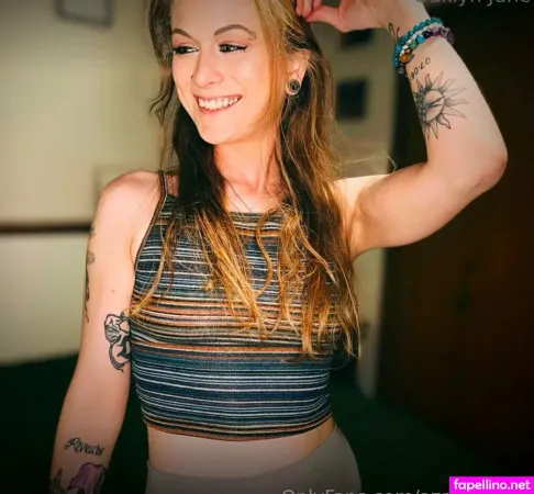 Azalyn Rose OnlyFans Thumbnail #IcyRKtbunC