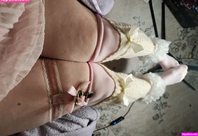 Azalyn Rose OnlyFans Thumbnail #RT99QKfWu0