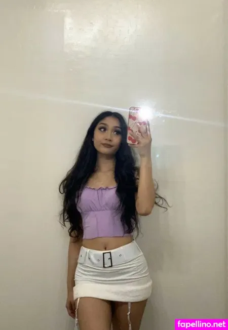 Aziakiara OnlyFans Thumbnail #U3beCCydXl