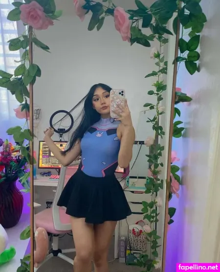 Aziakiara OnlyFans Thumbnail #WCzd0tHpSV