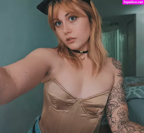 Azie Bug OnlyFans Thumbnail #G4NQ0KUi2C