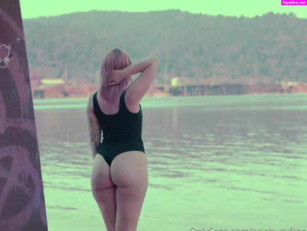 Aziebugxfree OnlyFans Thumbnail #7hn8cc5ARb