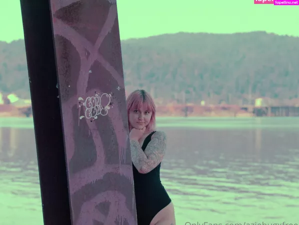 Aziebugxfree OnlyFans Thumbnail #SjX0YAjbII