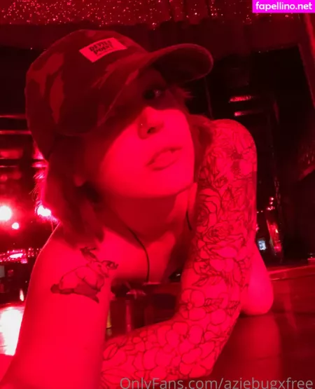 Aziebugxfree OnlyFans Thumbnail #pREI69zT3U