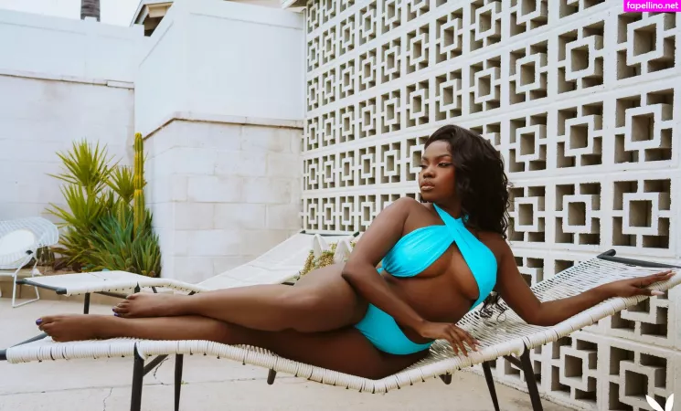 Aziza OnlyFans Thumbnail #unGB8IjTMG